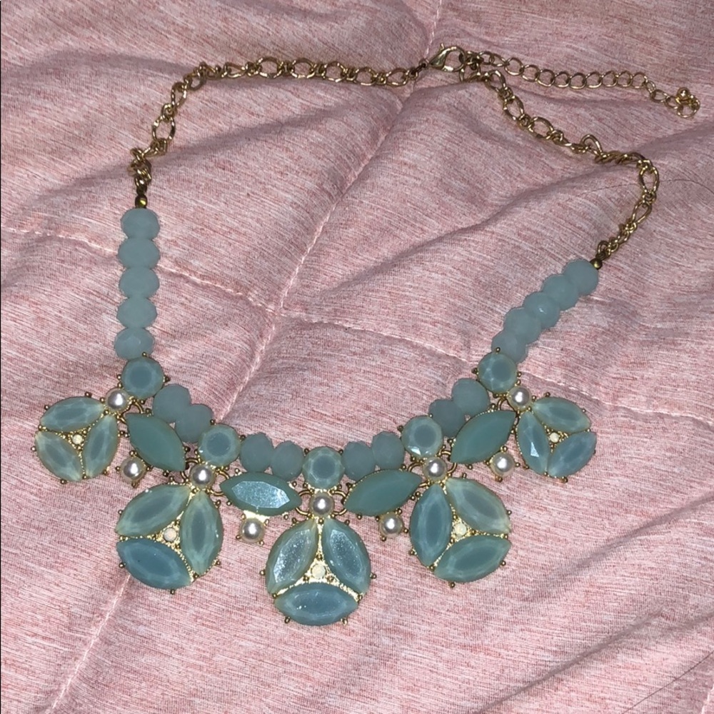 Gorgeous blue stone & gold necklace Francesca’s